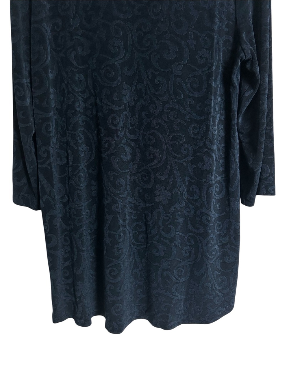 Chico’s Travelers Navy Scroll Print Tunic Top Size 3 High Low Travel Knit - Picture 9 of 10